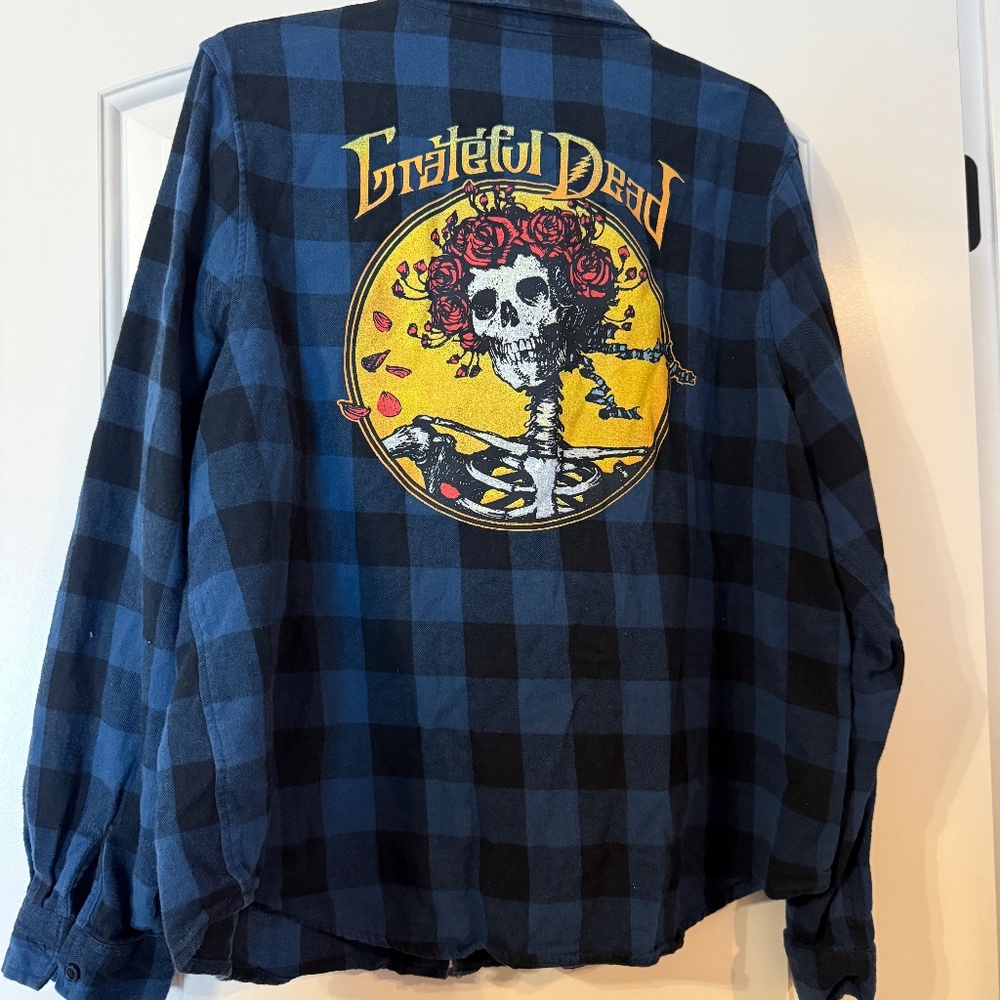 Grateful Dead Flannel button down shirt Size XL